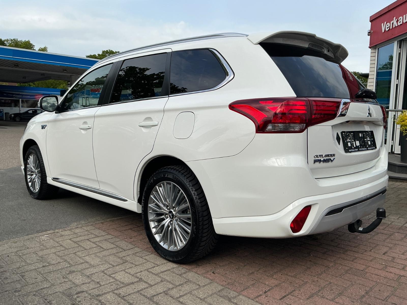 Mitsubishi Outlander PHEV Basis Spirit 4WD