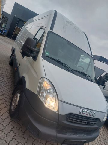 Iveco Daily Kasten GKa 35 S... Radstand 3950