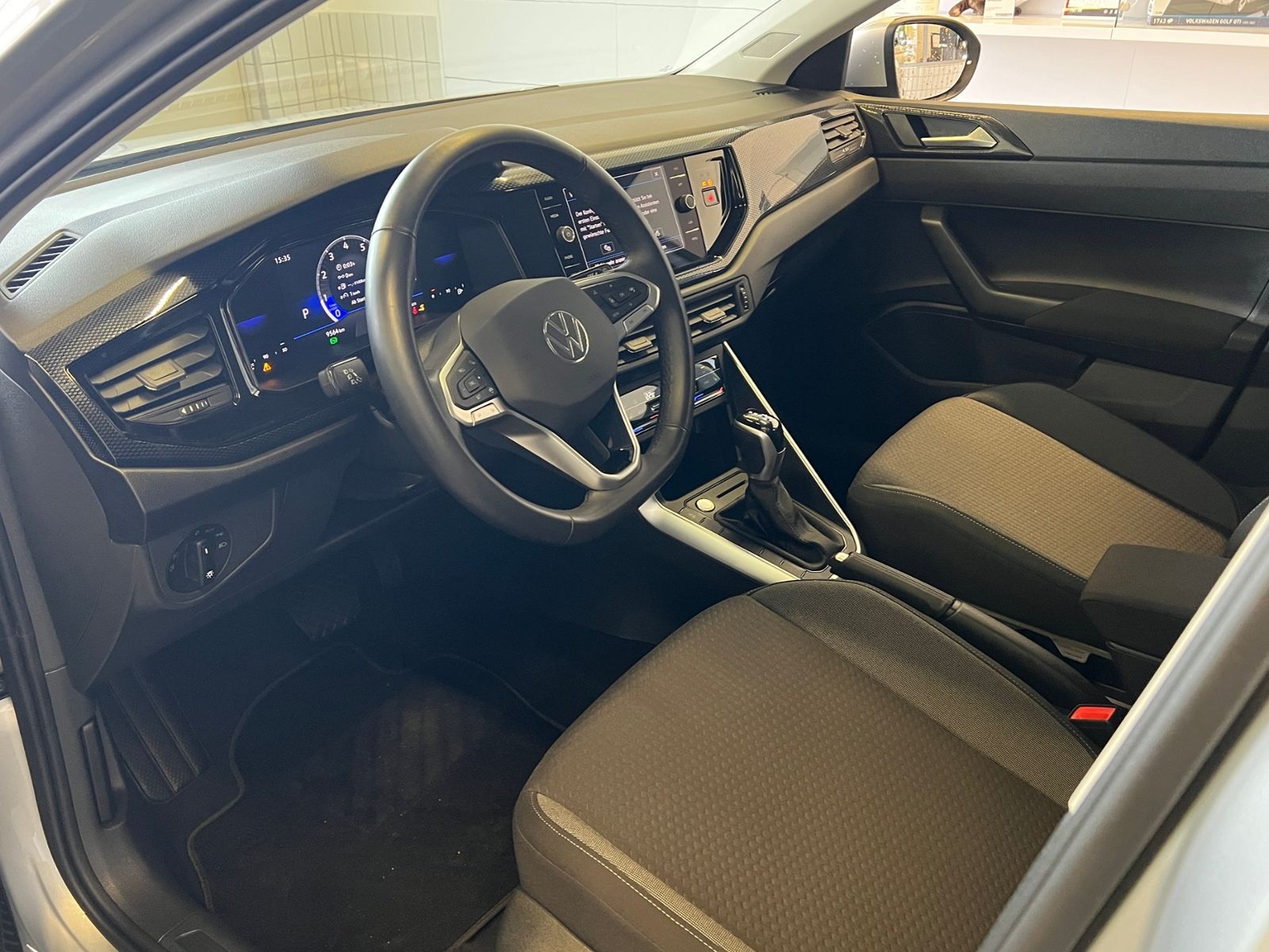 Fahrzeugabbildung Volkswagen Taigo Life 1.0 TSI DSG *IQ.Light, R2D, Kamera, 1