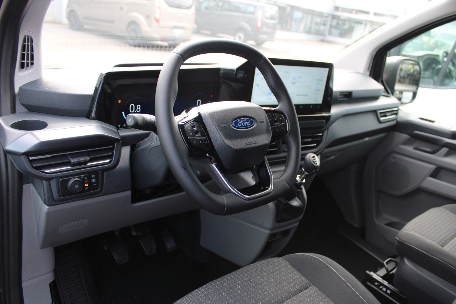 Fahrzeugabbildung Ford Tourneo Custom L1 TREND 8-Sitze LED NAVI CAM uvm