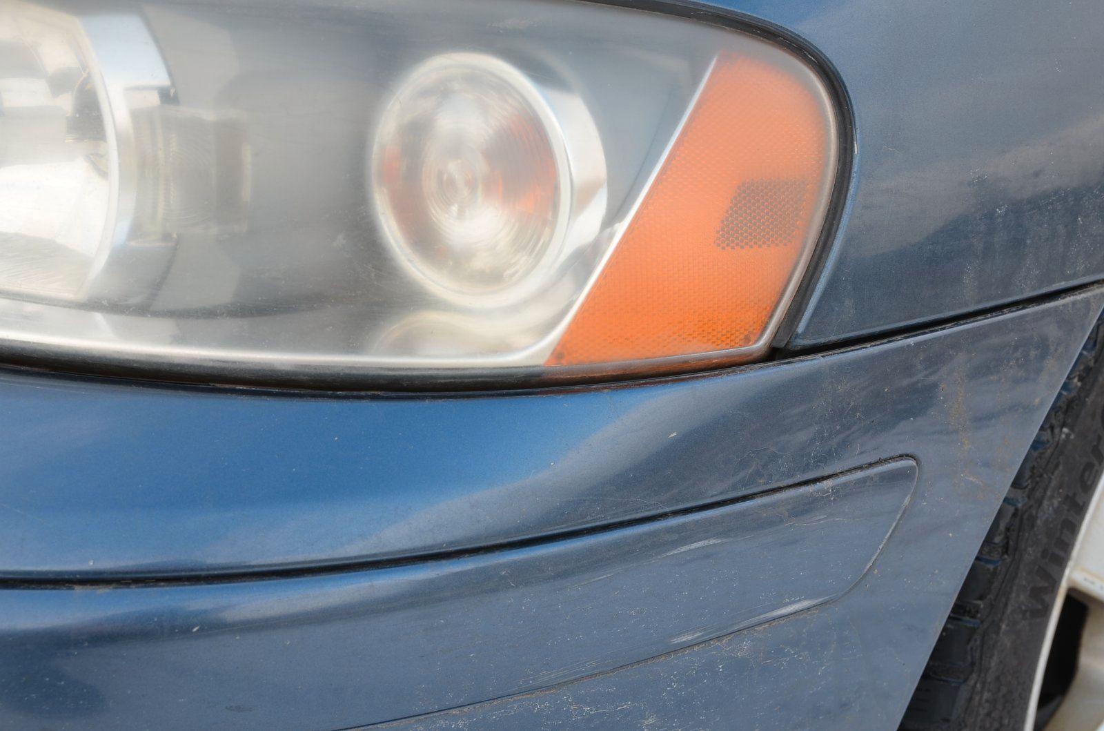 Volvo V70 2004 — rear view