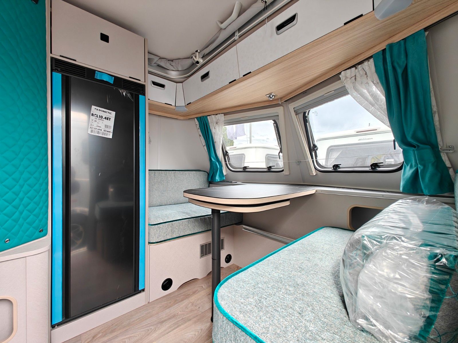 Fahrzeugabbildung HYMER / ERIBA / HYMERCAR Touring 642 Harbour Blue - JETZT 7.344€ SPAREN !