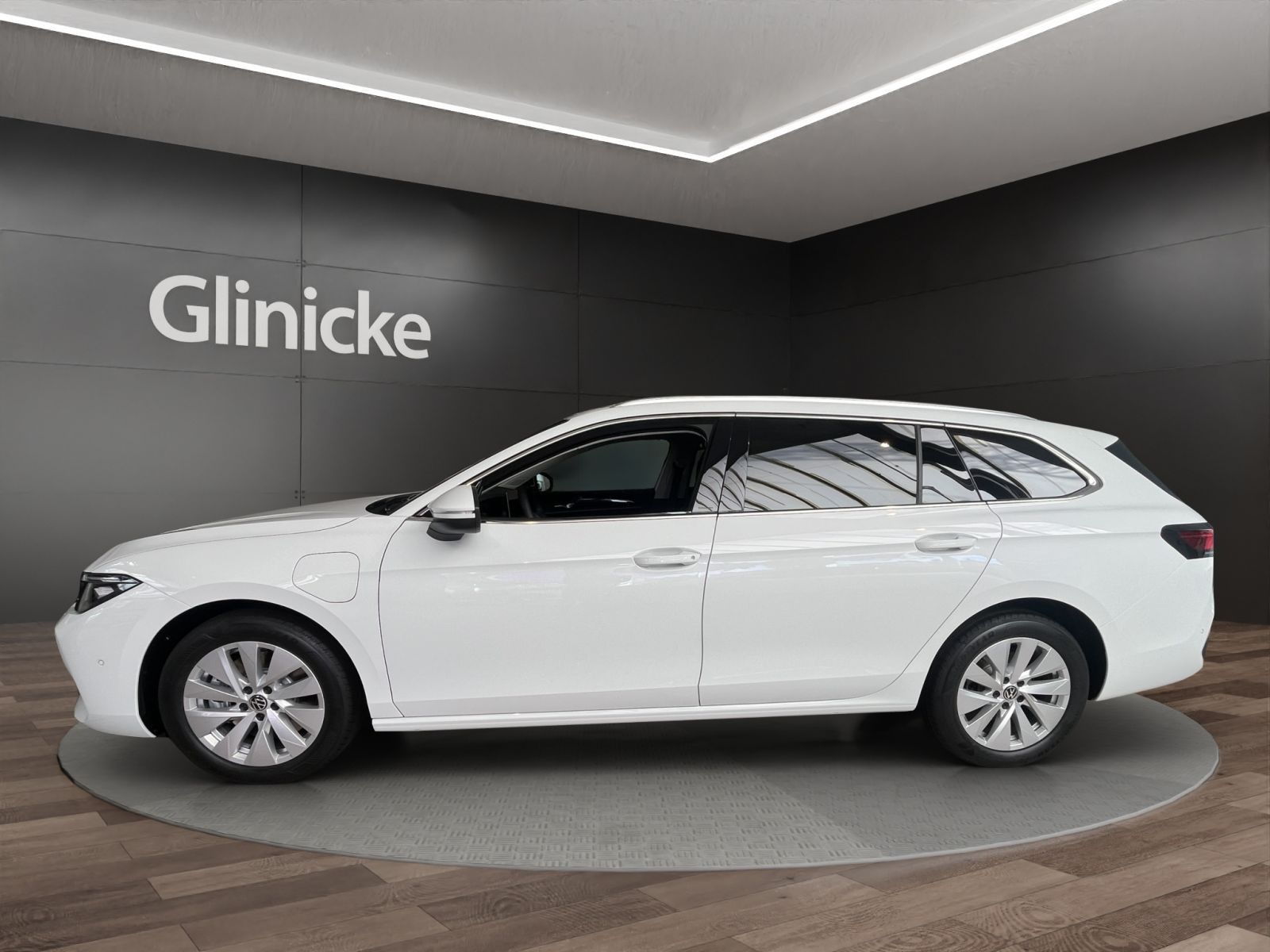 Volkswagen Passat Business 1,5 l eHybrid OPF 110 kW (150 PS imagem 3
