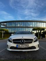 Mercedes-Benz A 250 Urban 7Gang DCT  *Mercedes-Garantie* - gebrauchte Mercedes-Benz A 250 aus dem Jahr 2017