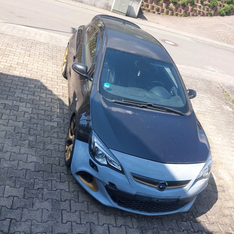 Opel Astra J GTC Opc 2.0