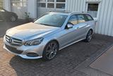 Mercedes-Benz Mercedes 220 d E- Klasse T- Modell - Mercedes-Benz 220 mit Diesel-Antrieb: Kombi, Automatik