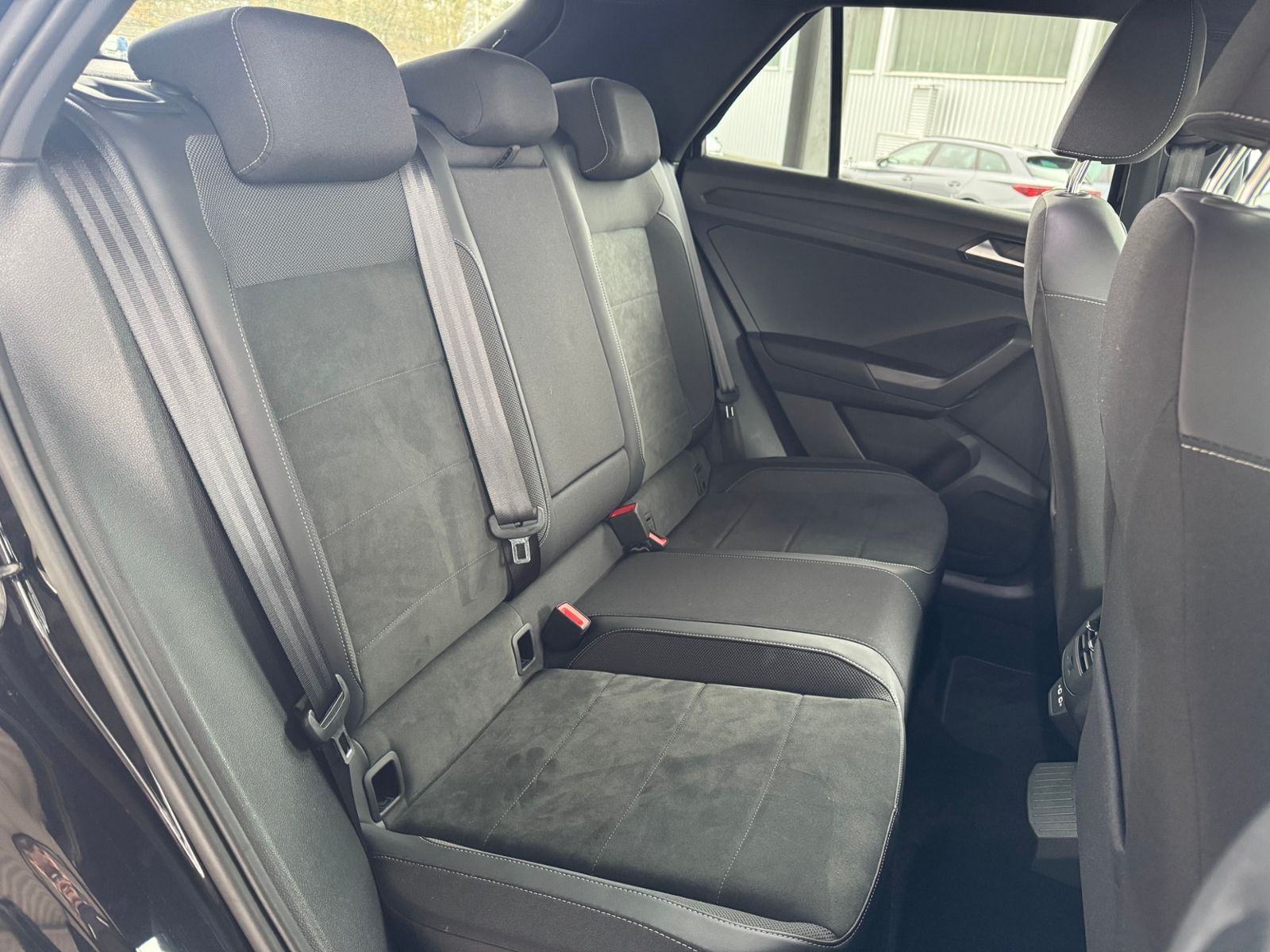Volkswagen T-Roc - Bild 39