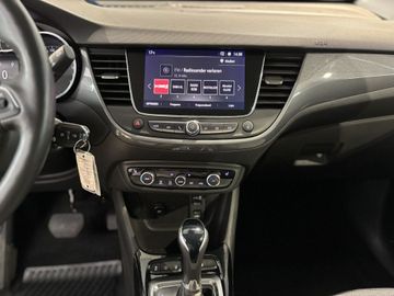 Fotografie 18 des Opel Crossland (X) Crossland 1.2 Automatik Elegance Paket