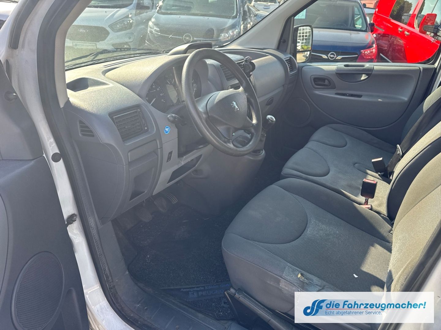 Fahrzeugabbildung Peugeot Expert Kasten L1H1 1.6 HDi Multif.Lenkrad CD *EX