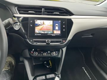 Opel Corsa Elektro 11 kW Charger Sitz-&Lenkradheizung