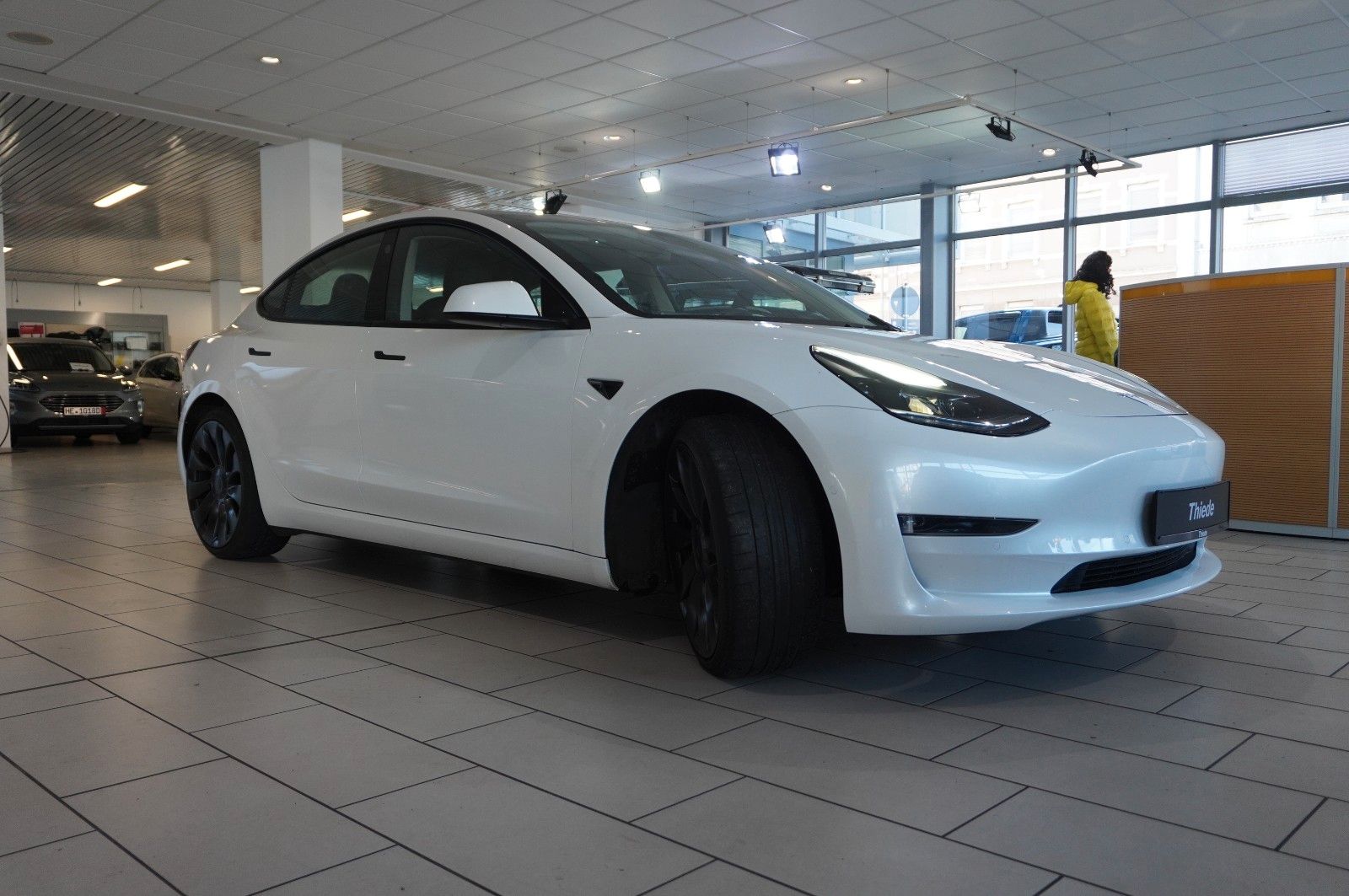 Fahrzeugabbildung Tesla Model 3 PERFORMANCE DUAL-MOTOR NAVI/LED/PILOT+