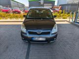 Toyota Corolla Verso 2.2 D-CAT | 177 PS | ... - Toyota Corolla Verso: D Cat