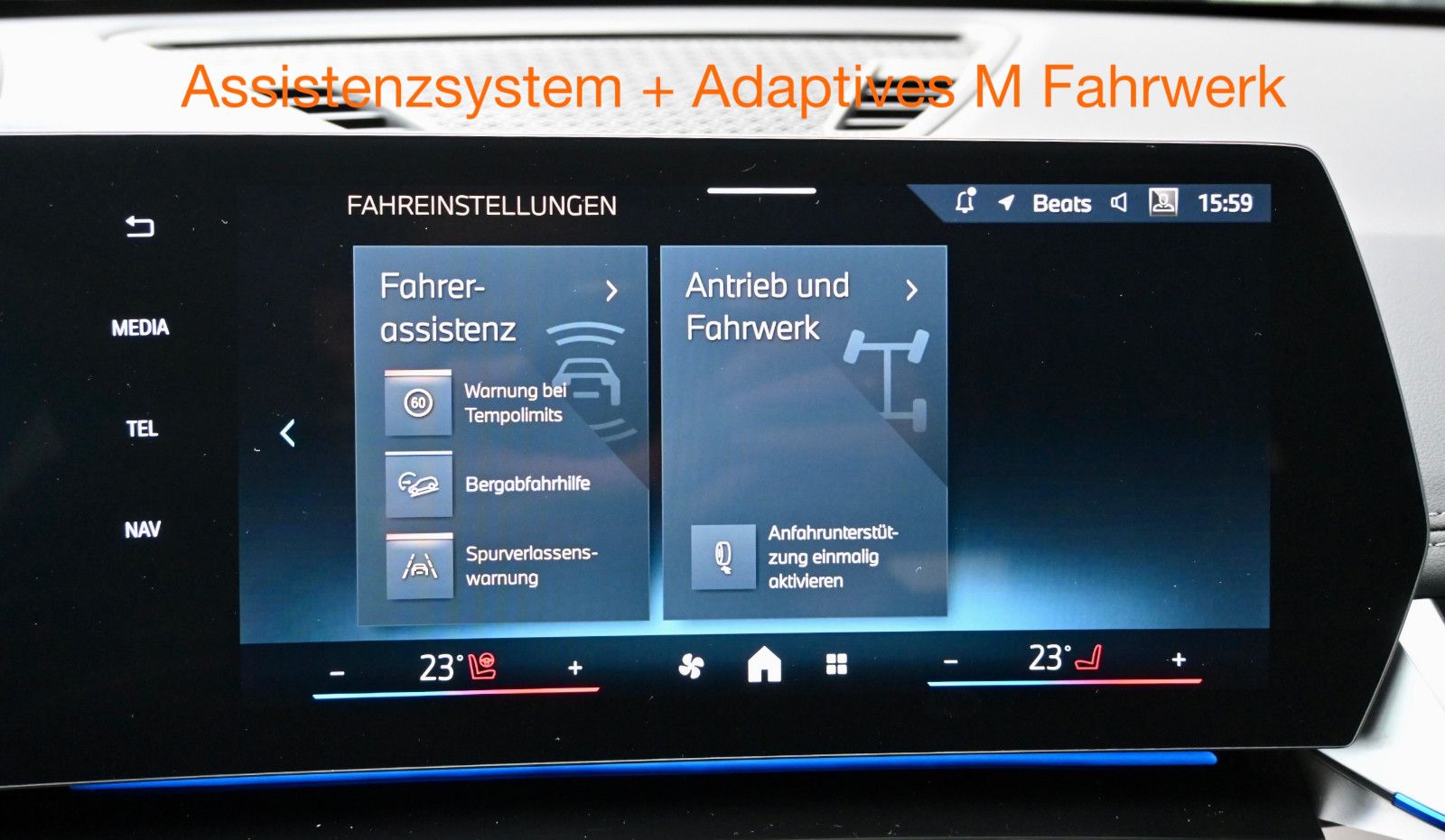 Fahrzeugabbildung BMW X1 xDrive23d M-Sport °ACC°AHK°HARMAN°LENKR.HEIZ°