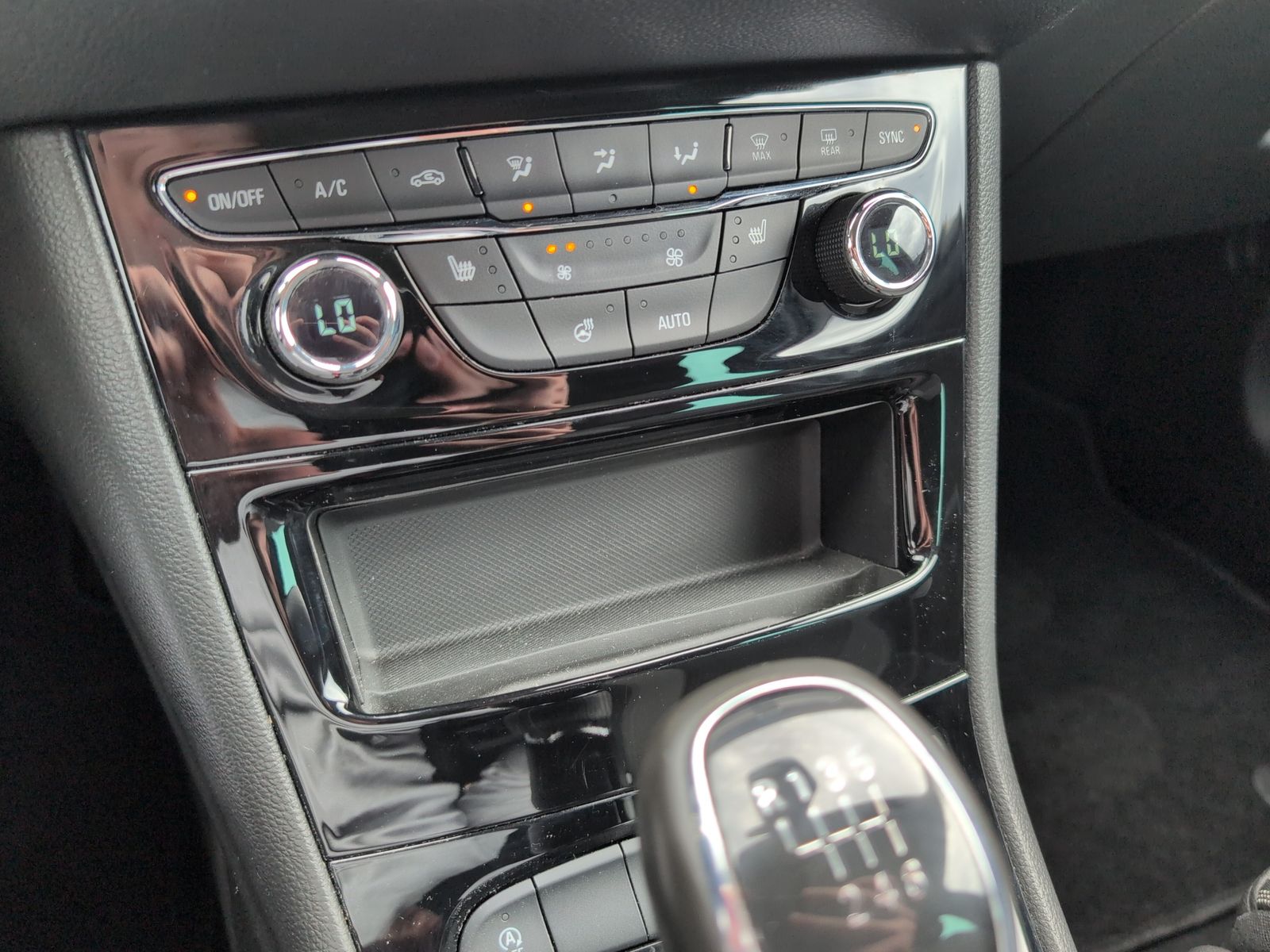 OPEL Astra 1.2 Turbo Elegance Navi SHZ CarPlay – Bild 19