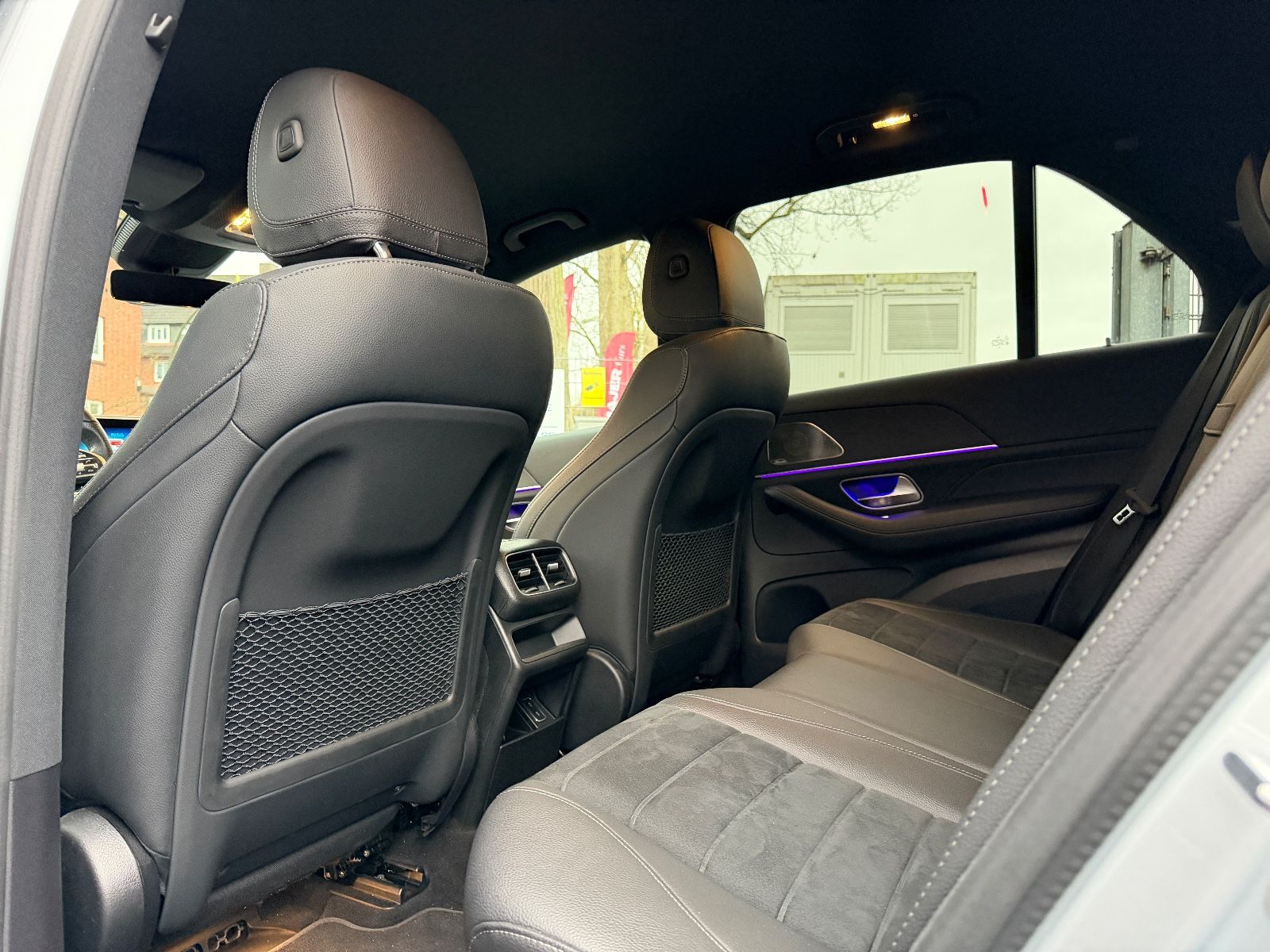 Fahrzeugabbildung Mercedes-Benz GLE 300d 4Matic*BURMESTER*MUTLIBEAM*AHK*WIDESCRE