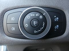 FORD Tourneo Custom L2 Titanium