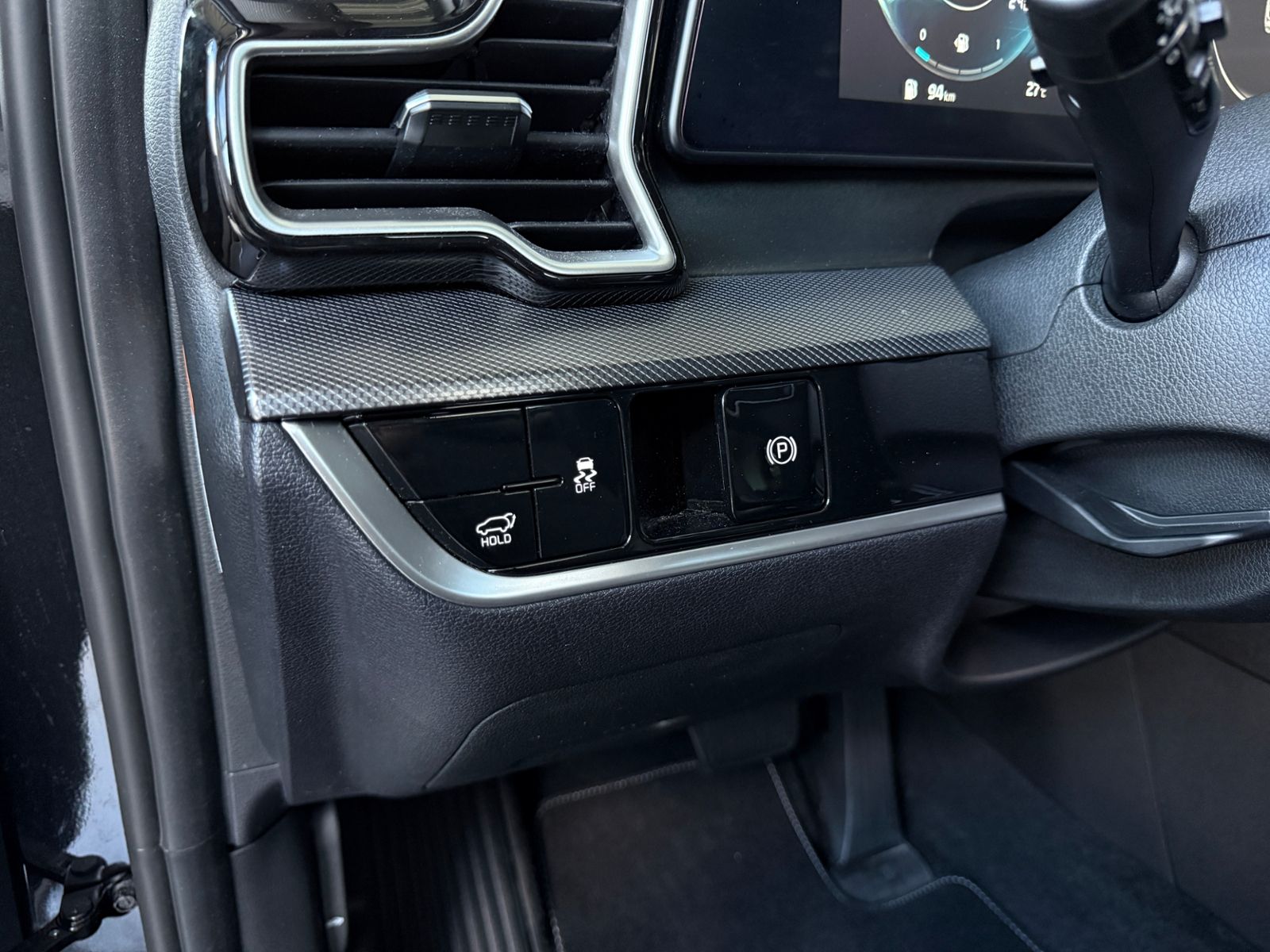 Fahrzeugabbildung Kia Sportage Spirit 4WD AHK PANO 360° H/K LEDER