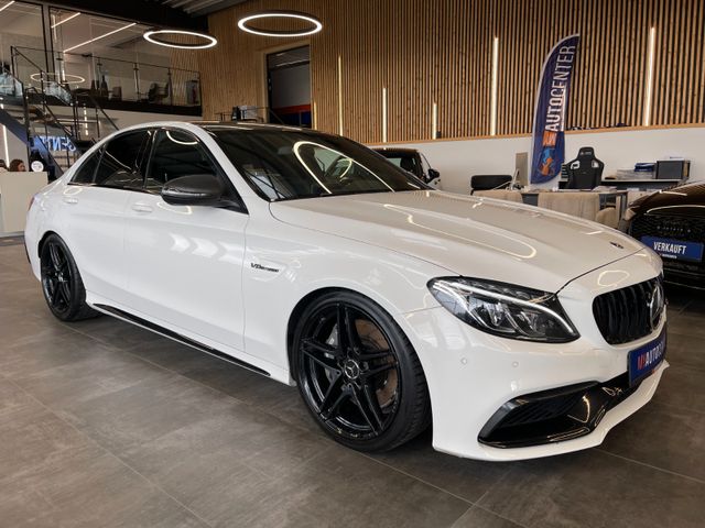 Mercedes-Benz C 63 AMG LIM. *KAMERA*NAVI*LED*BURMESTER*SZHZ*