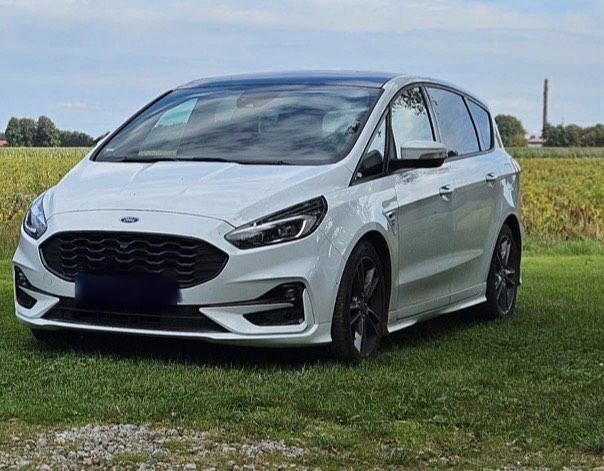 Image of Ford S-Max