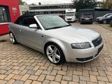 Audi A4 Cabriolet 1.8 T 163 PS Hu neu Leder Alu - Audi A4 aus 2004: Cabrio