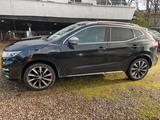 Nissan Qashqai 1.3 DIG-T DCT 159PS Tekna+ - Nissan Qashqai mit Panoramadach