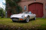 Jaguar E-Type Serie III 5.3 V12 OTS - silberne Jaguar E-Type