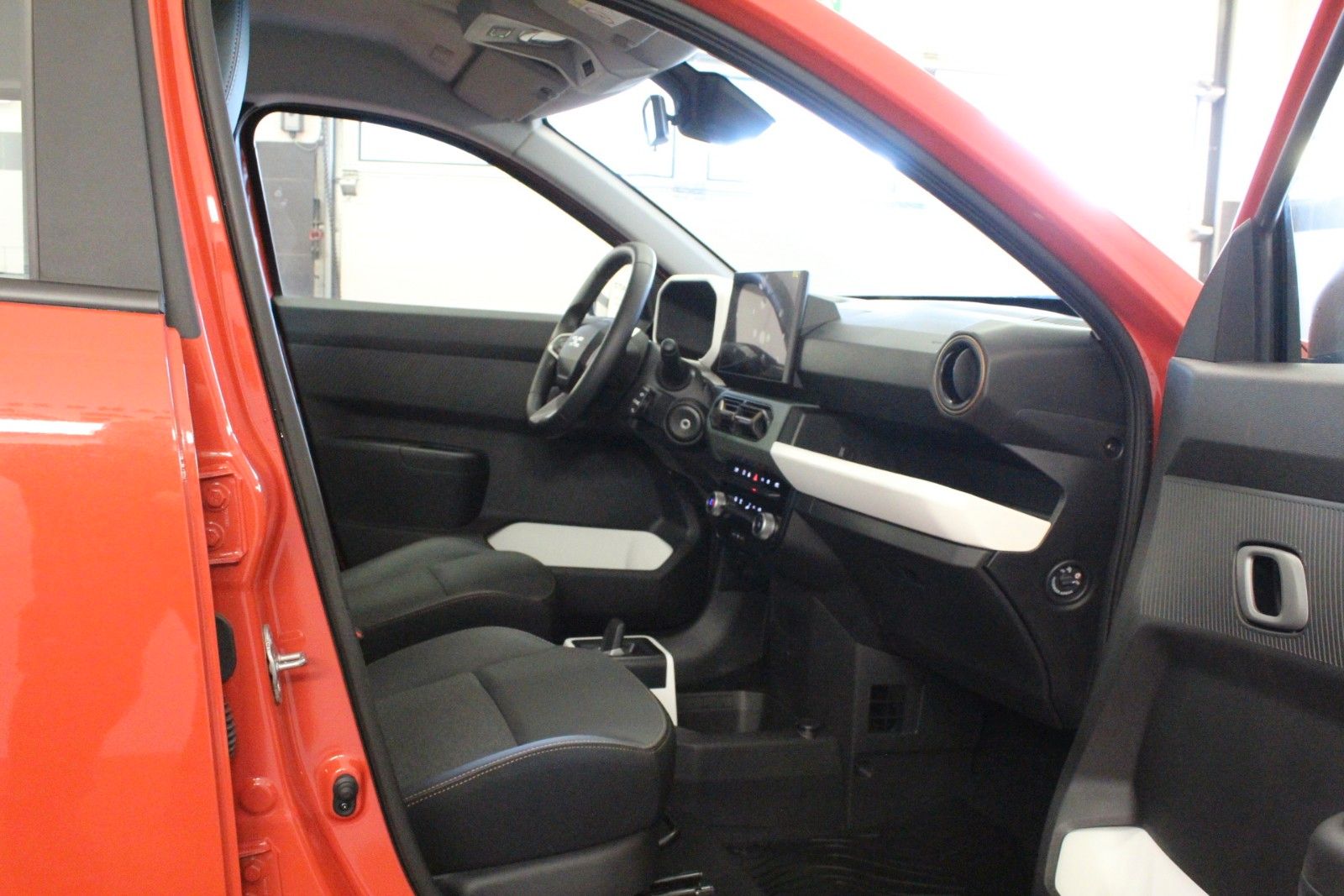 Fahrzeugabbildung Dacia Spring electric 100 Extreme