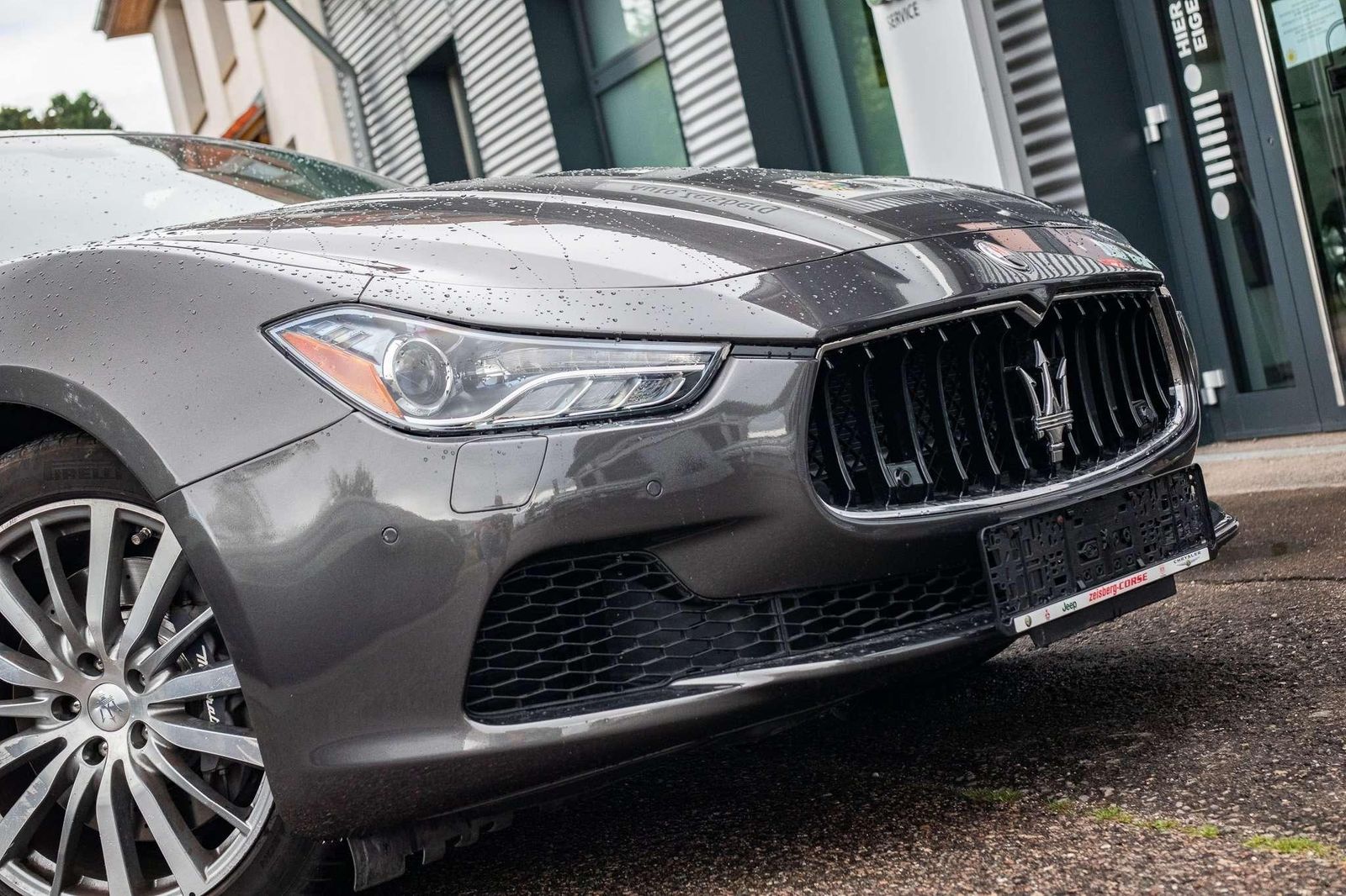 Fahrzeugabbildung Maserati Ghibli 3.0 V6 S Q4 Automatik