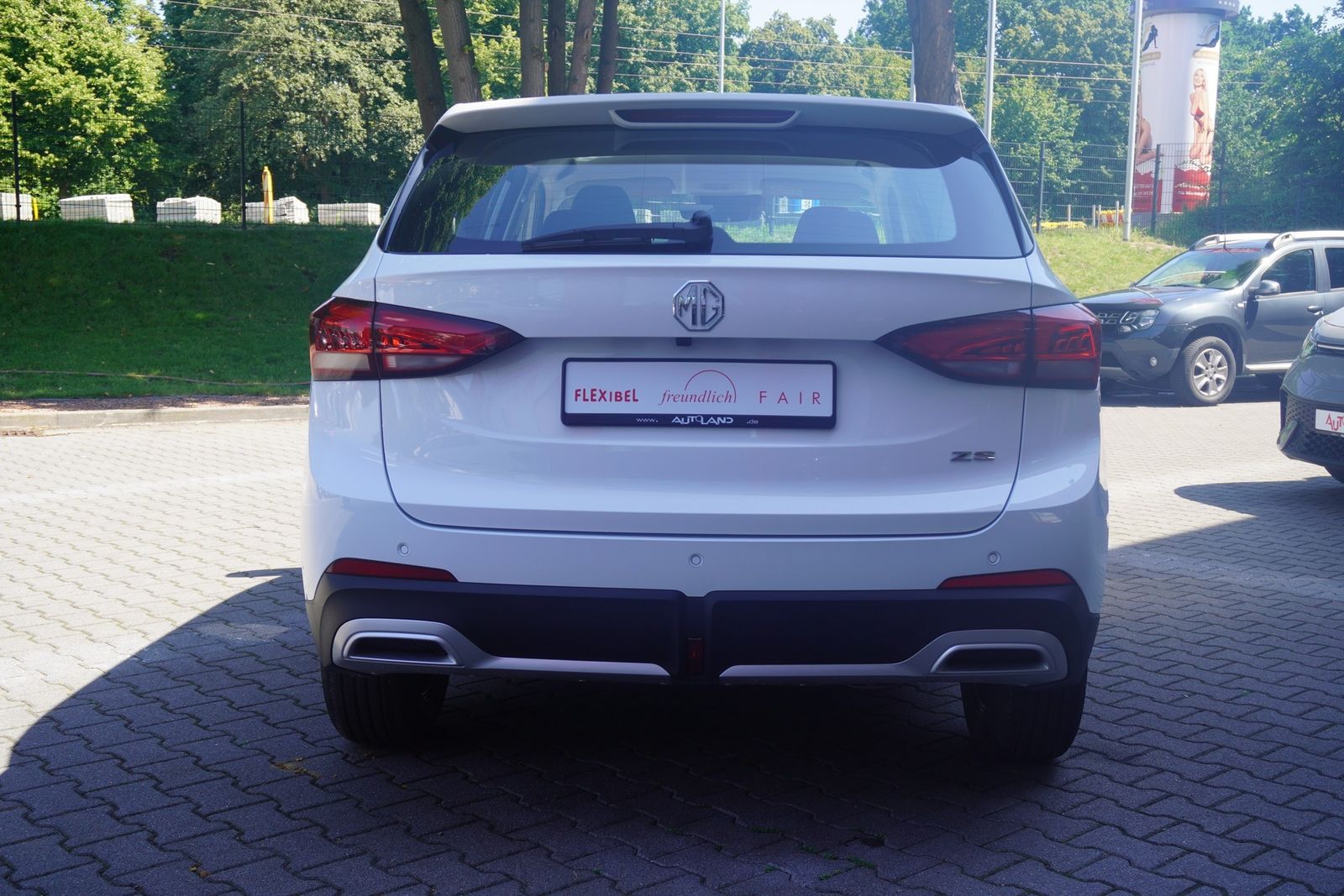 MG ZS