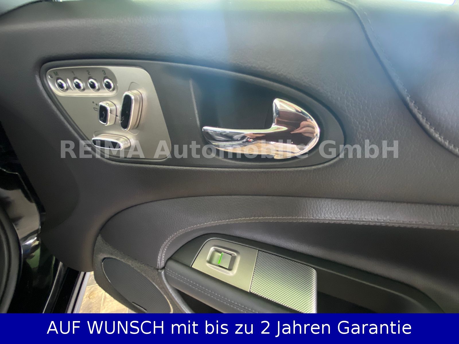 Fahrzeugabbildung Jaguar XKR 5.0 V8 XKR Kompressor Coupé, Leder, Navi