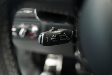 صورة مصغرة 45 لـ 2015 AUDI RS7