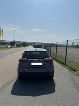 Hyundai i20 1.2 62kW Active - Hyundai i20: 6.1