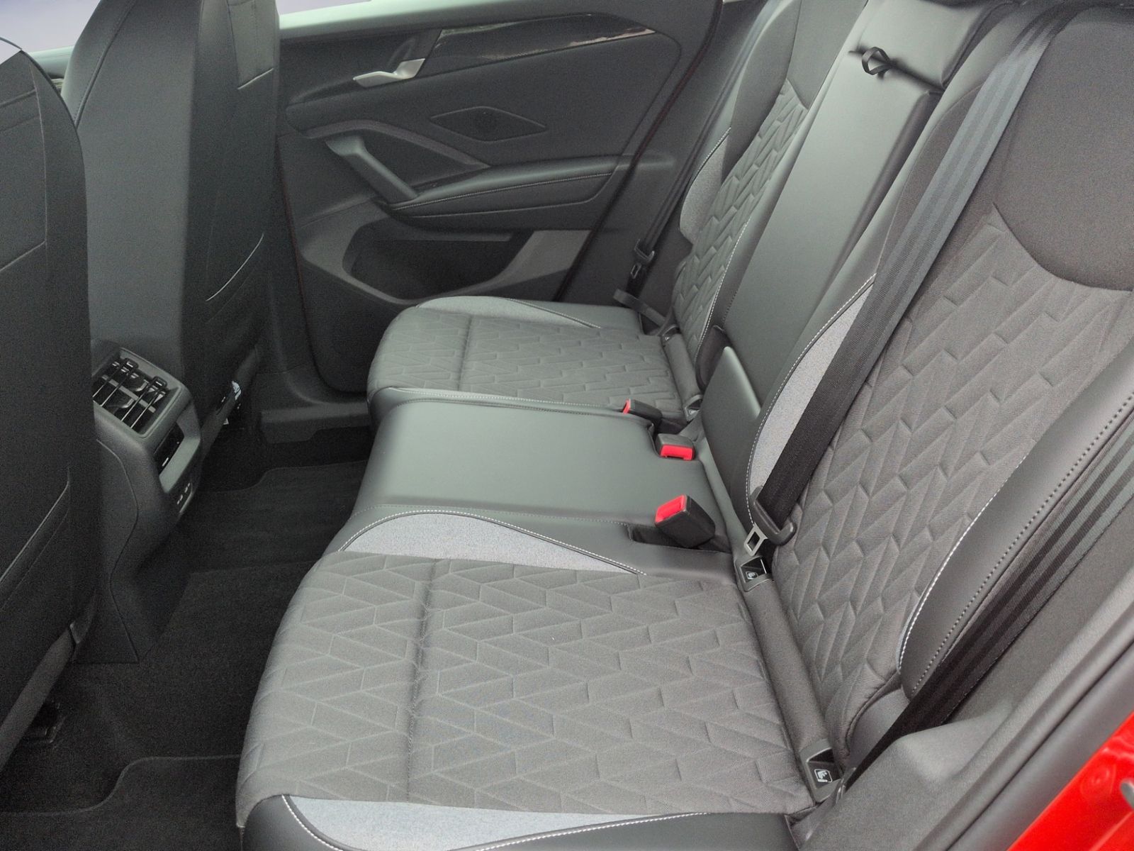 Tiguan 1.5 eTSI DSG Goal AHK+KAMERA+ACC+NAVI
