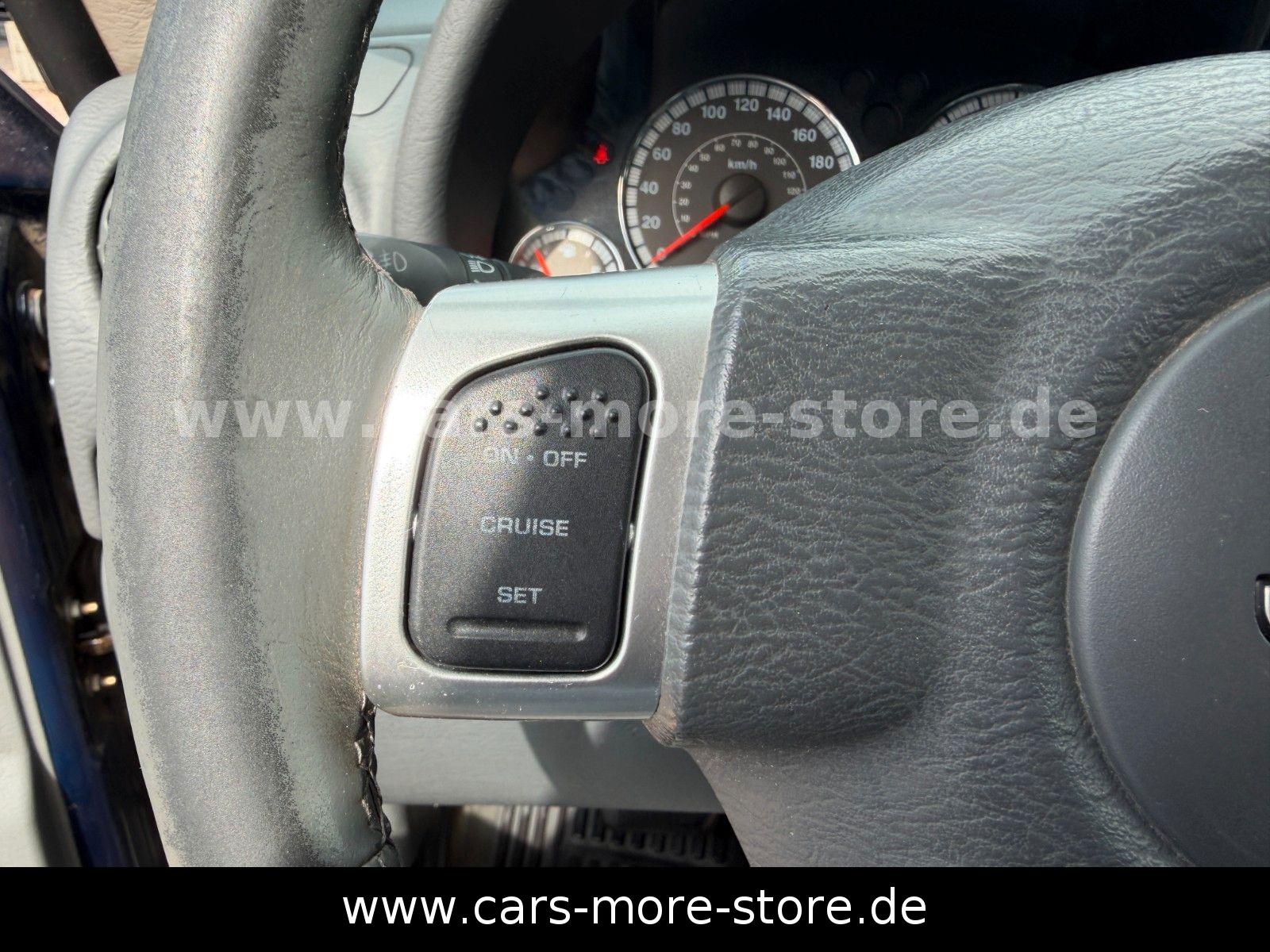 Jeep Cherokee 3.7 V6 Limited 4x4 | 204 ch | BVA | Toit ouvrant | Attelage | Sièges chauffants | Régulateur de vitesse | Climatisation