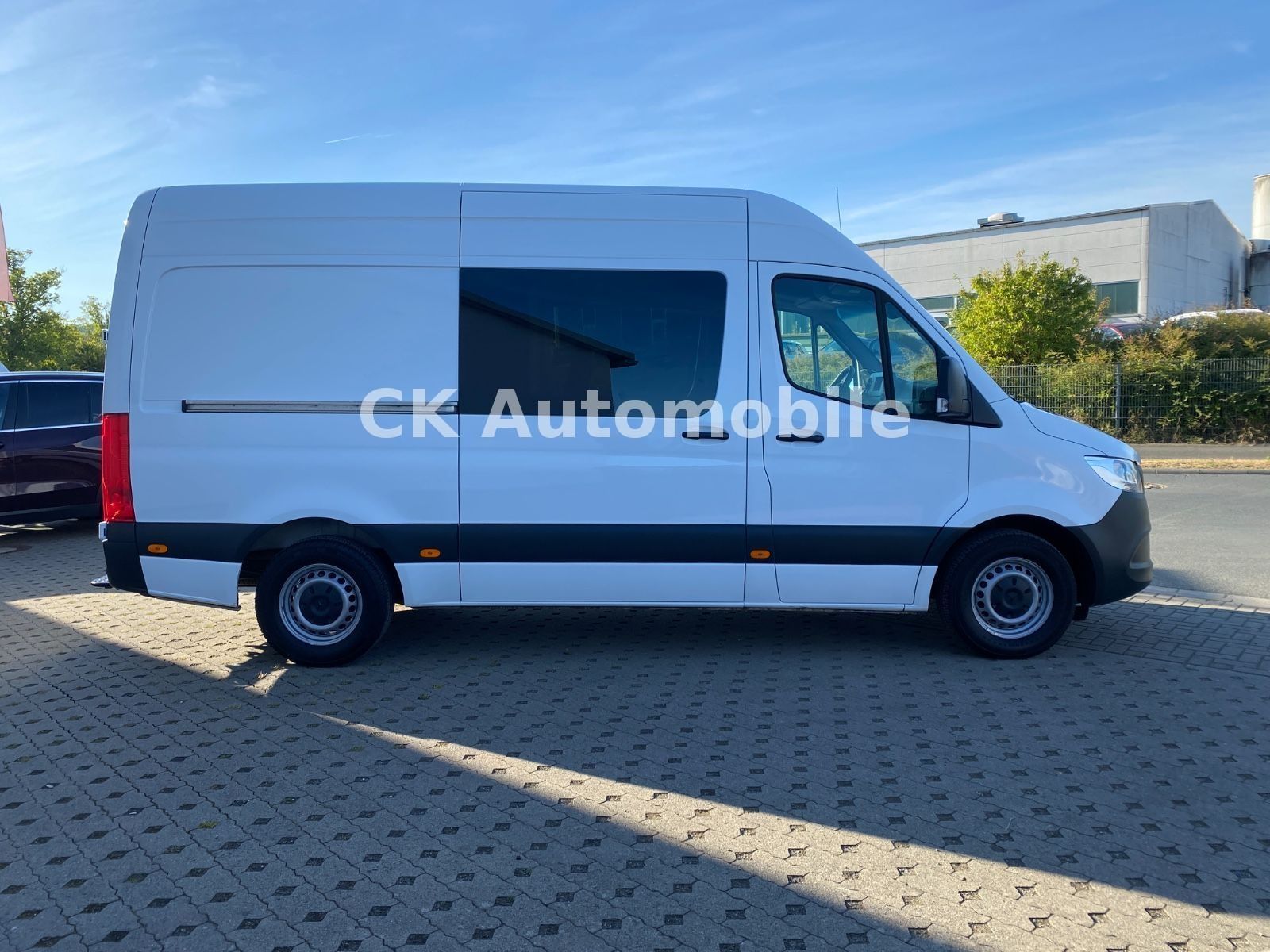 Fahrzeugabbildung Mercedes-Benz Sprinter III Kasten 316 RWD Mixto Autom./5 Sitze