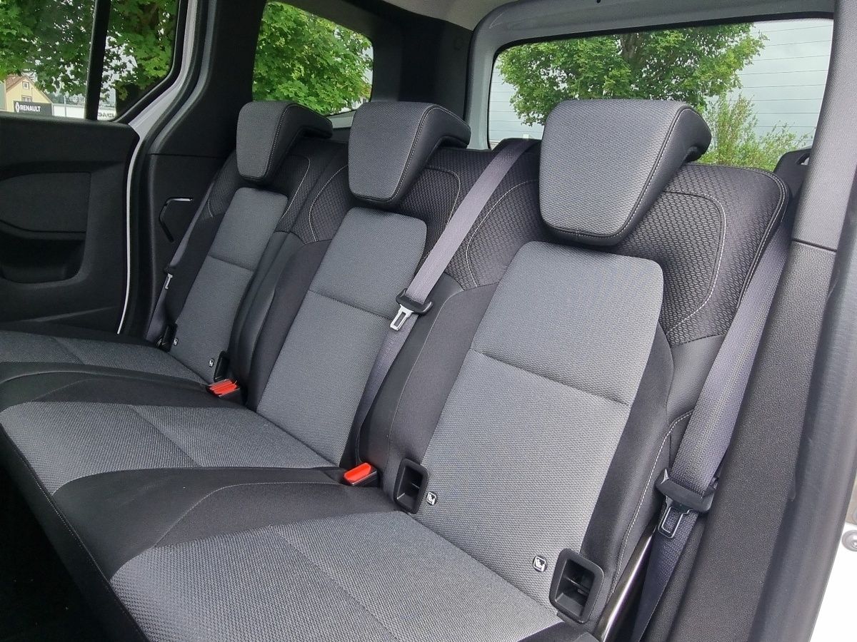 Fahrzeugabbildung Renault Kangoo PKW TECHNO TCe 130 EDC