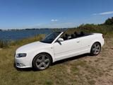 Audi Cabriolet - weiße Audi Cabriolet