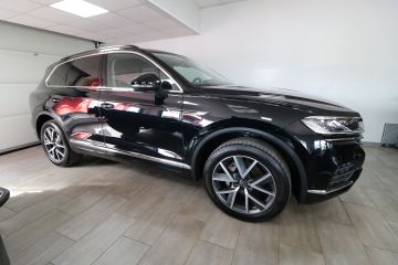 Volkswagen Touareg - 2