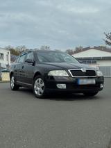 Skoda Octavia 1Z3 1.9 TDI - Skoda Octavia mit Diesel-Antrieb: Limousine, 1.9