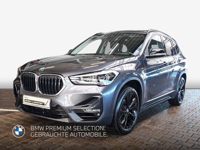 BMW X1 sDrive20i Sport Line LED DAB Pano RFK Komfort