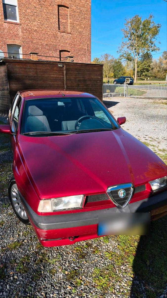 Alfa Romeo 155