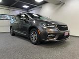 Chrysler PACIFICA PINNACLE- HYBRID-360° CAM. ACC-1. Hand - gebrauchte Chrysler Kleinbus