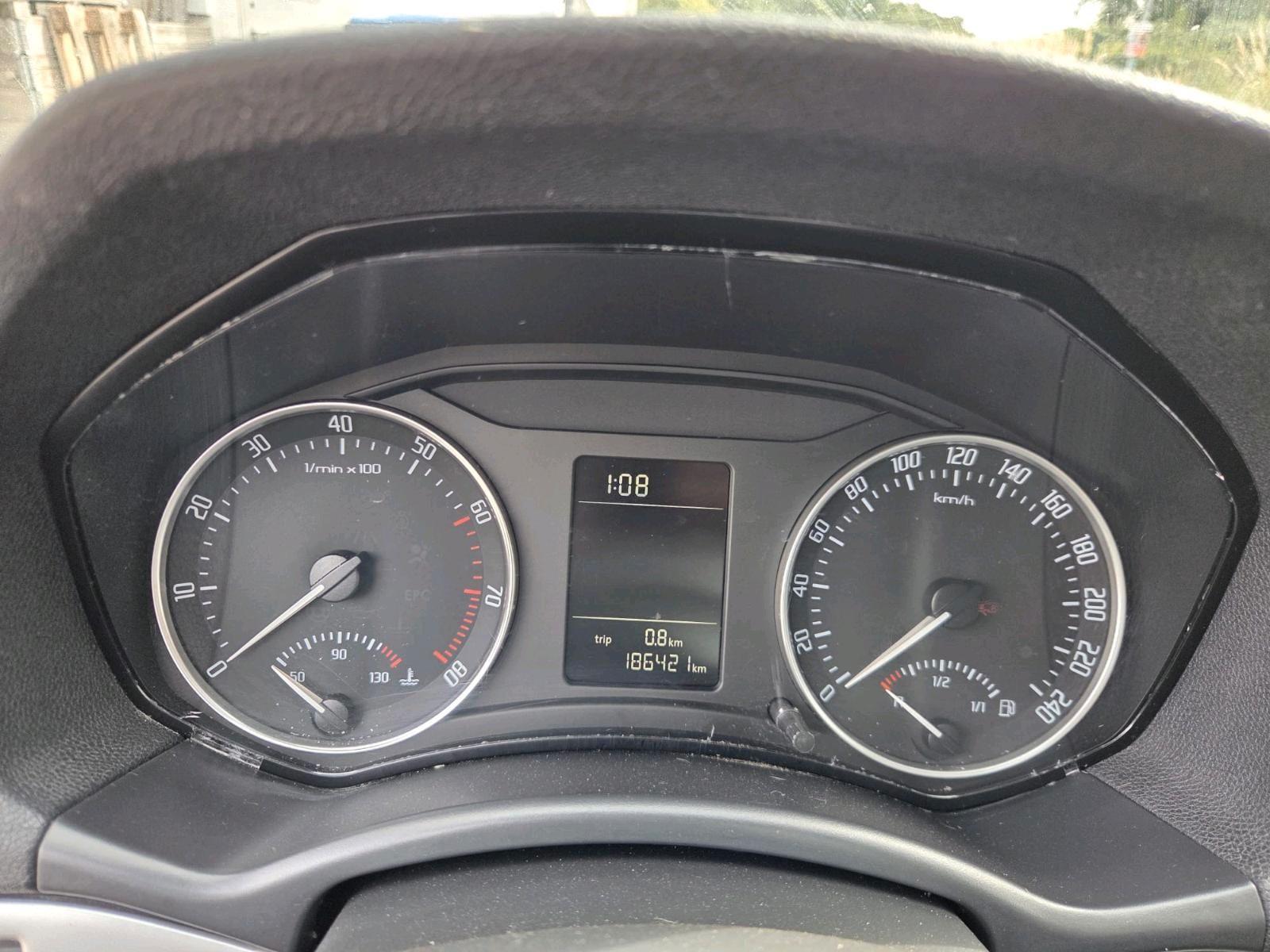 Skoda Octavia 2010 — photo 14