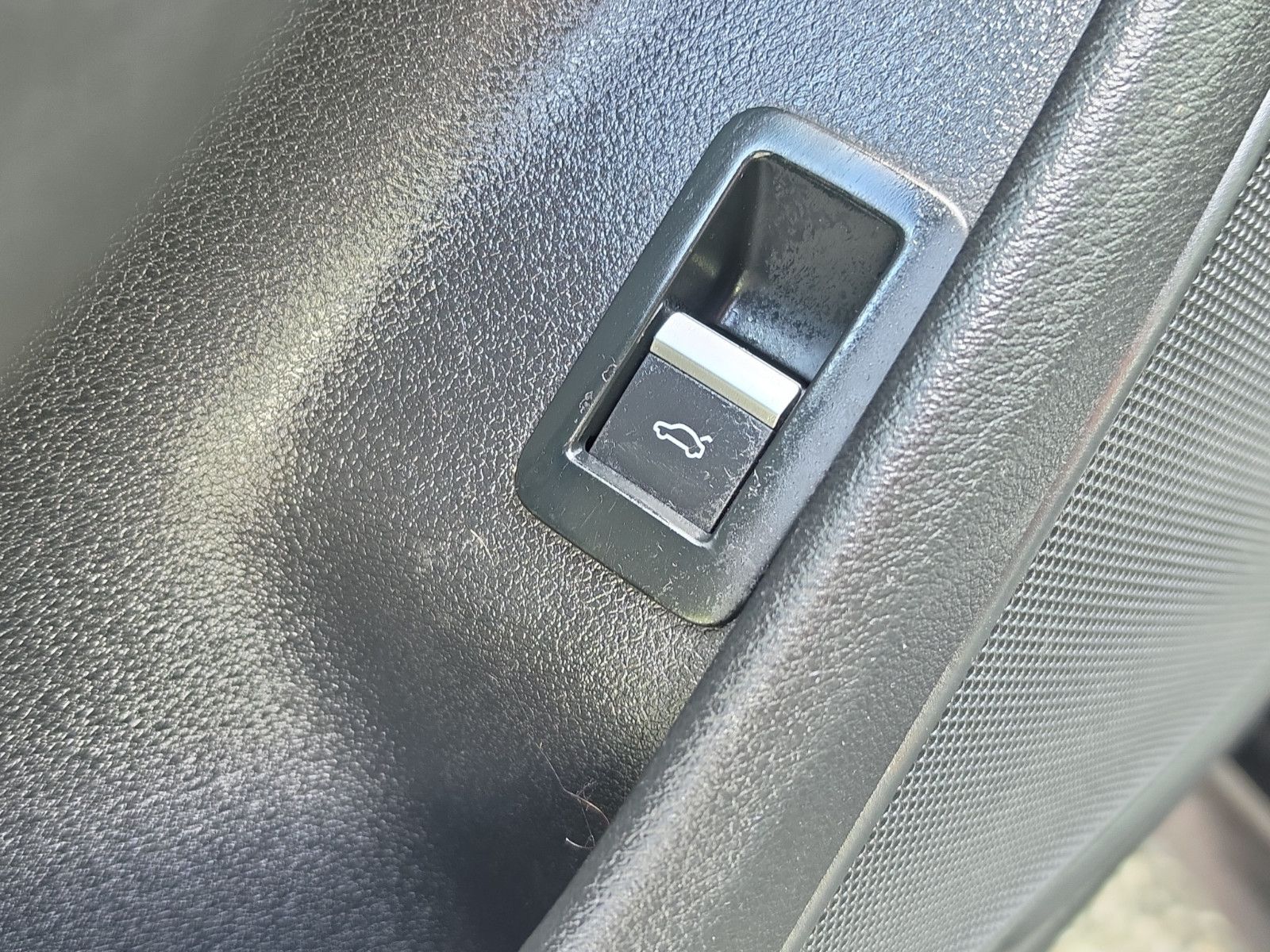 Fahrzeugabbildung Audi A5 Cabriolet Sport S-Line Automatik Navi Leder