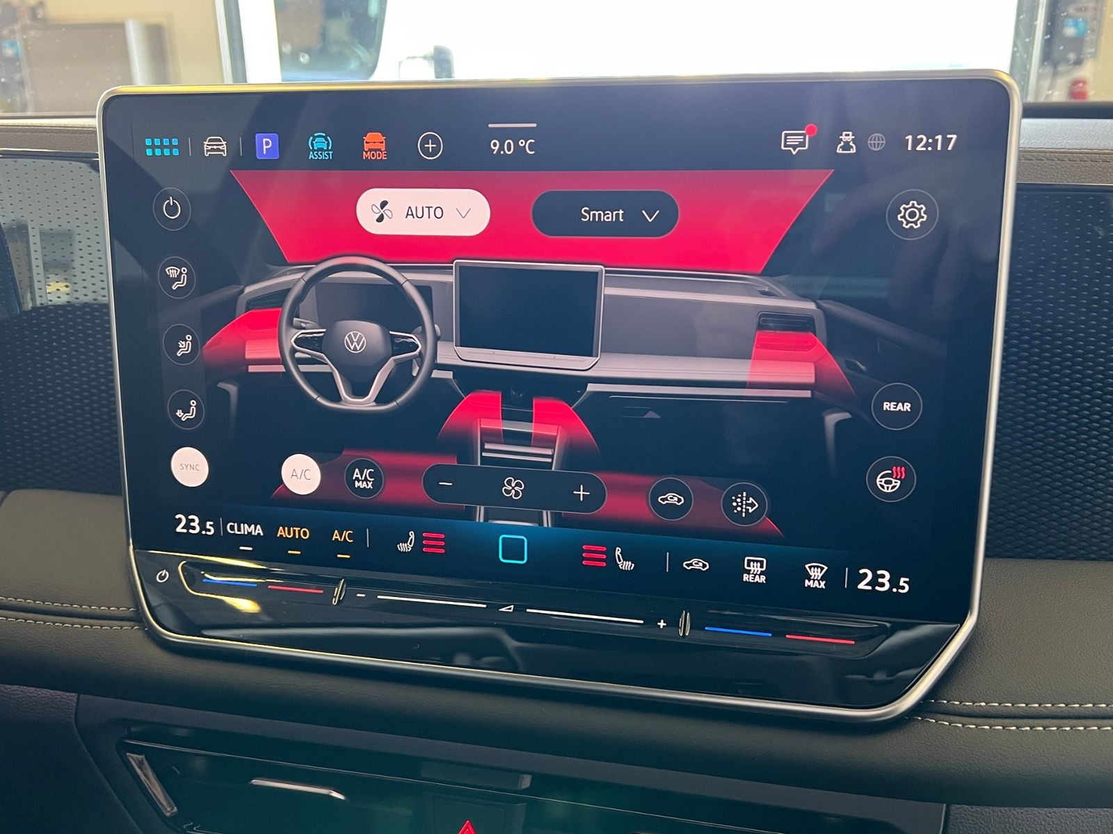 Fahrzeugabbildung Volkswagen Tiguan Life 2.0 TDI DSG *AHK, LED, Kamera, 18''-