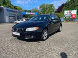 Volvo V70 D3 Summum - Volvo V70: Leder, Allradantrieb