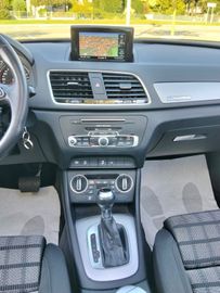 Audi Q3 - 12