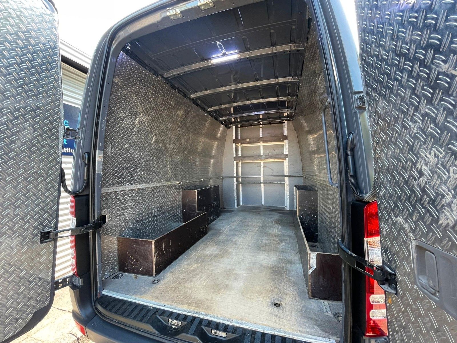Fahrzeugabbildung Mercedes-Benz SPRINTER DOKA MAXI AUTOMATIK KLIMA  NAVI LUFTFED