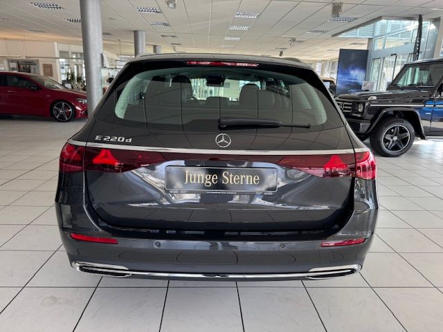 E 220 d T Avantgarde 214 Int/Ext Pano AHK Winter
