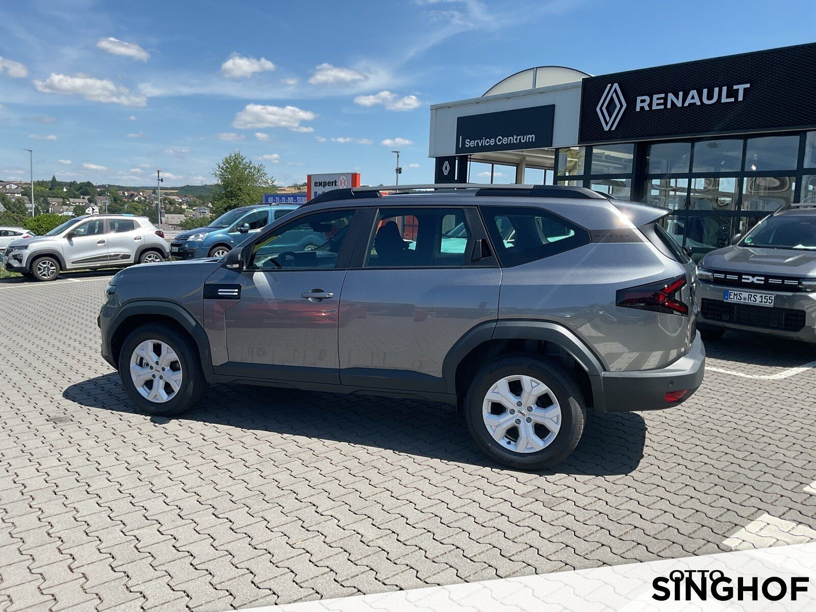 Fahrzeugabbildung Dacia Bigster Essential TCe 140